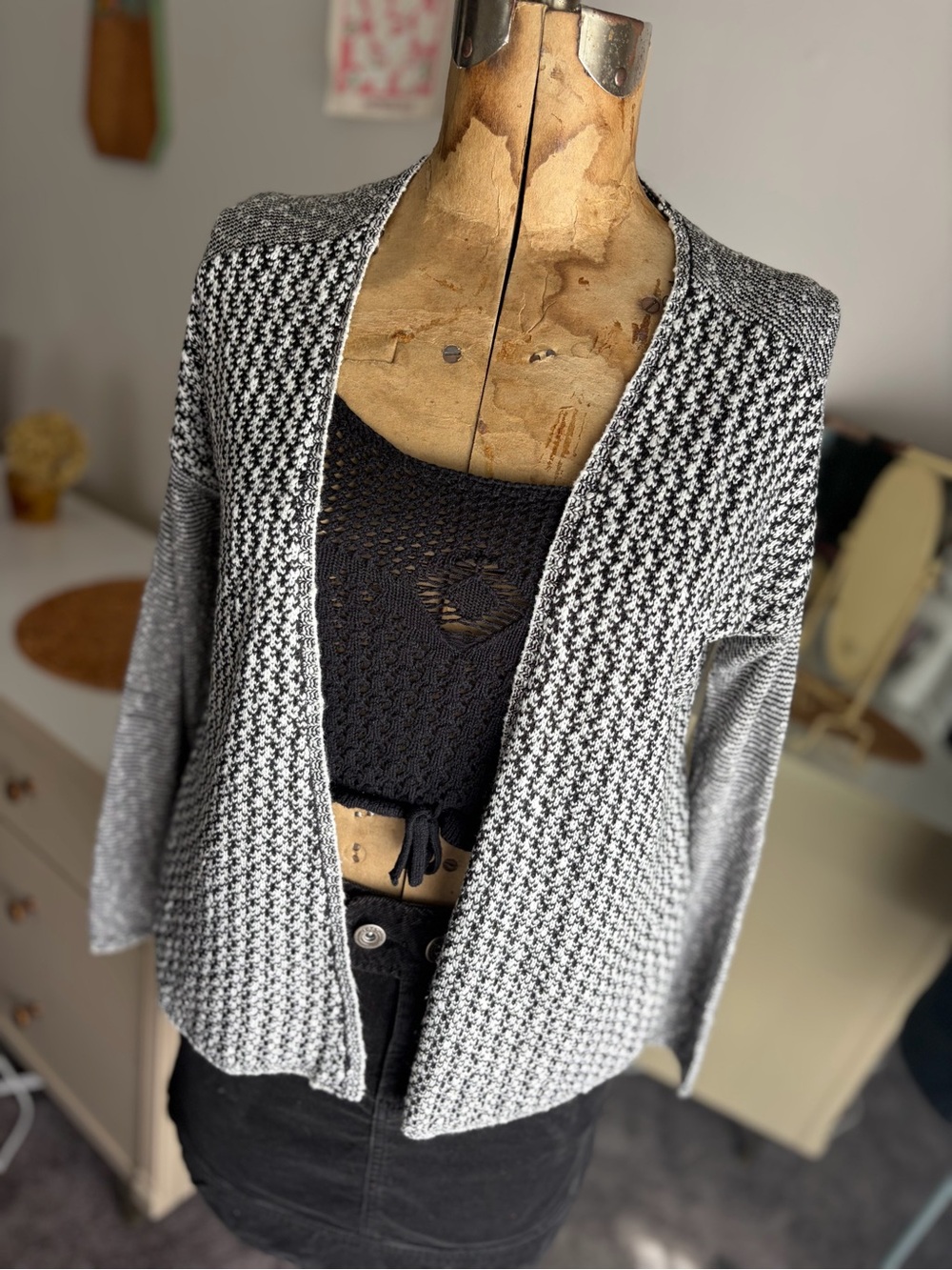 Fever Open-Front Mixed Texture Knit Cardigan Sweater — Black & White